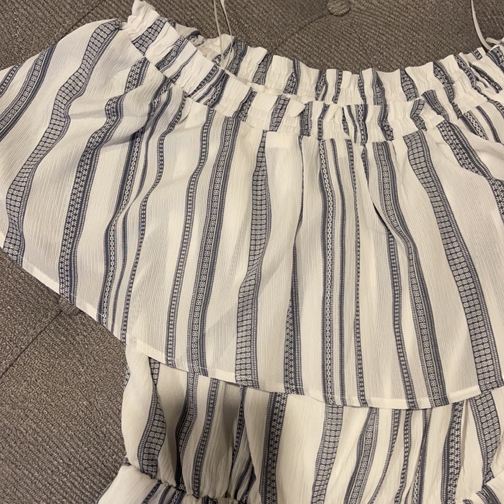 Romper - Picture 3 of 7